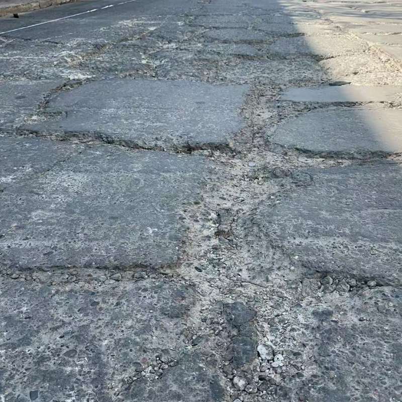 赣州路面起砂露石子修补料